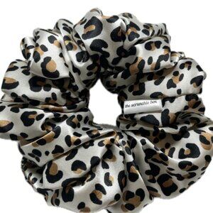 XL Scrunchie - Cheetah